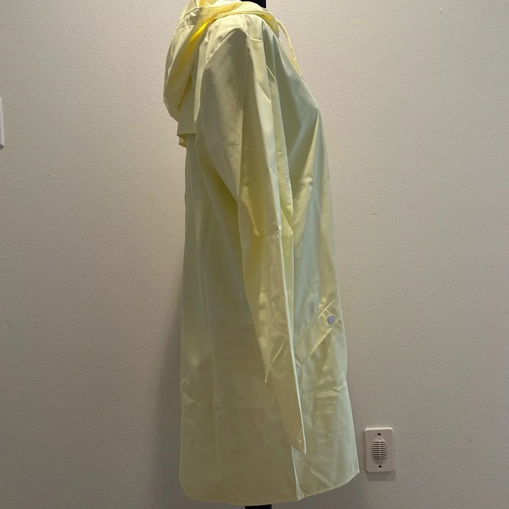Rains Long Waterproof Unisex Jacket in Straw Size Small NWT - Picture 4 of 12